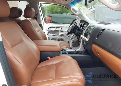 2012 Toyota Sequoia Platinum 5.7L V8 из США, поврежденный, VIN 5TDDW5G13CS059847